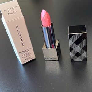 Burberry Lipstick Blossom Pink No. 29
